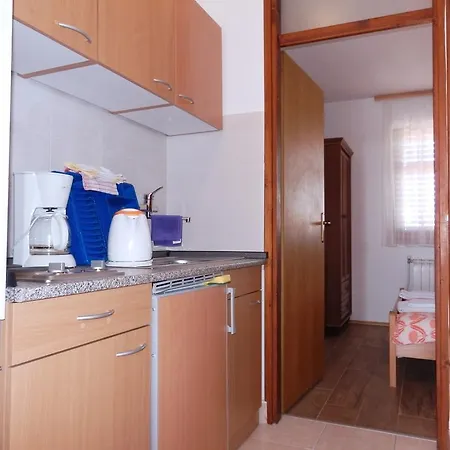 Apartment Idila